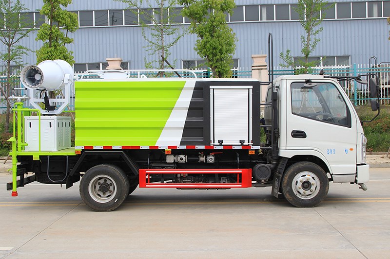 國(guó)六凱馬藍(lán)牌5噸抑塵車