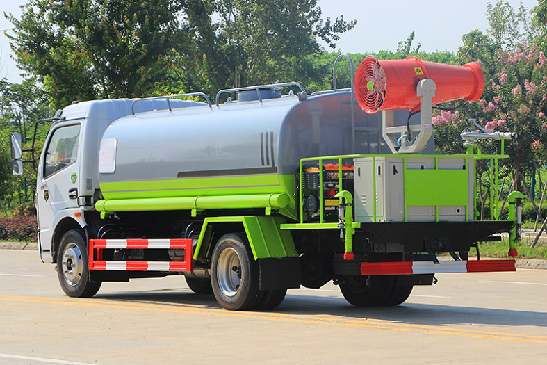 國六東風(fēng)大多利卡9噸噴霧車