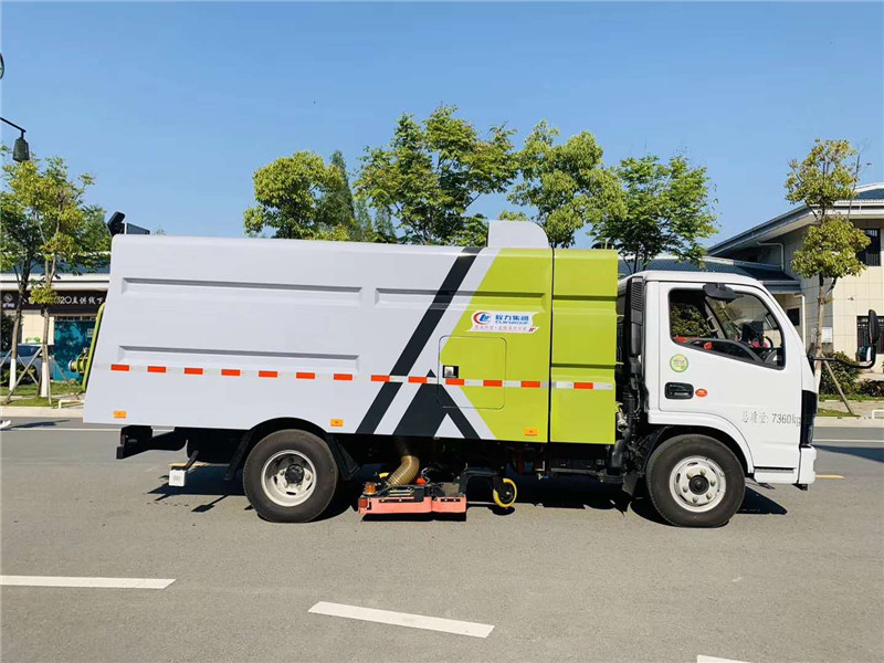 國六東風(fēng)多利卡吸塵車