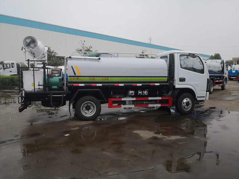 國六五噸霧炮車