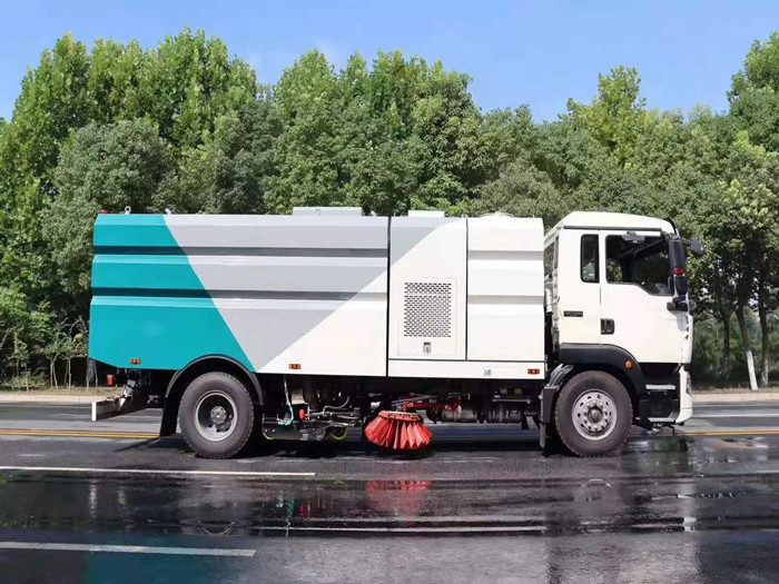 國六重汽豪沃洗掃車-程力洗掃車廠