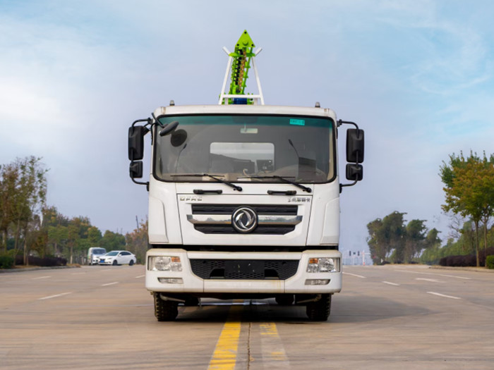 國(guó)六東風(fēng)D9鐵路抑塵車